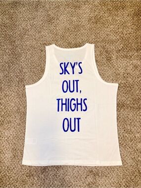 Chubbies Sky’s Out Thighs Out Tank Top White Blue Men’s Medium NWT